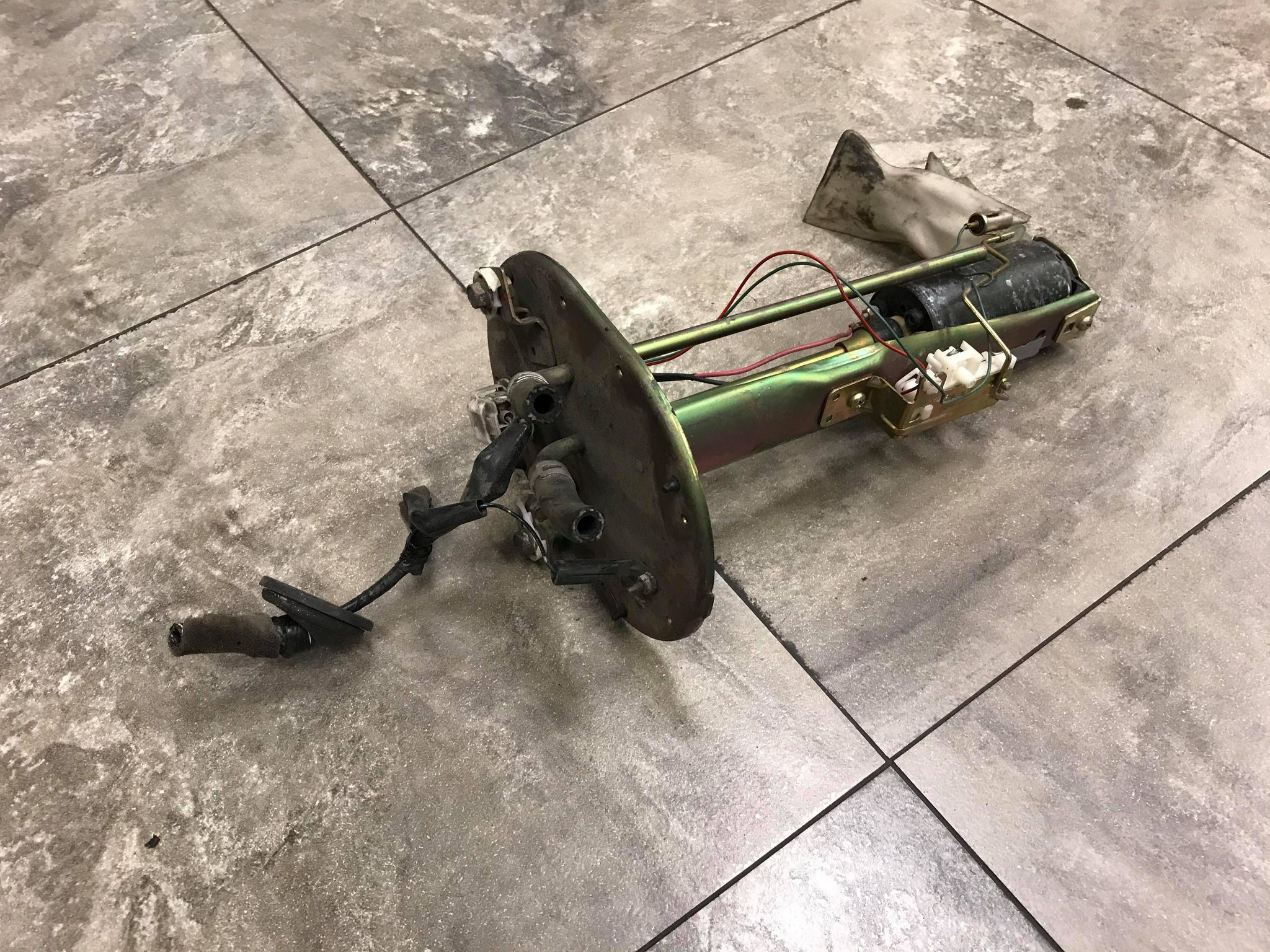 JDM 92-97 Mazda RX7 FD OEM Fuel Pump Assembly 13B Turbo