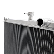 Mishimoto 04-13 Infiniti QX56 / 05-14 Nissan Armada Aluminum Radiator - view 2